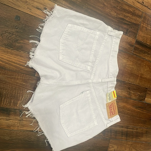 Women Levi Shorts - Picture 3 of 6